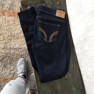 Hollister super skinny jeans very dark wash